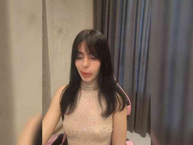 11Nyabinghi11 webcam