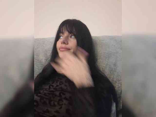 11Nyabinghi11 webcam