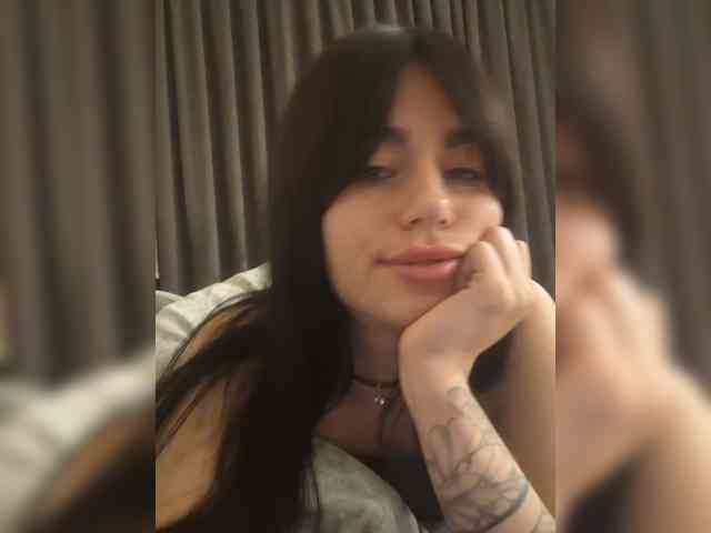 11Nyabinghi11 webcam