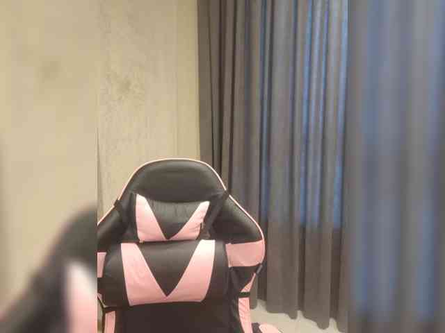 11Nyabinghi11 webcam