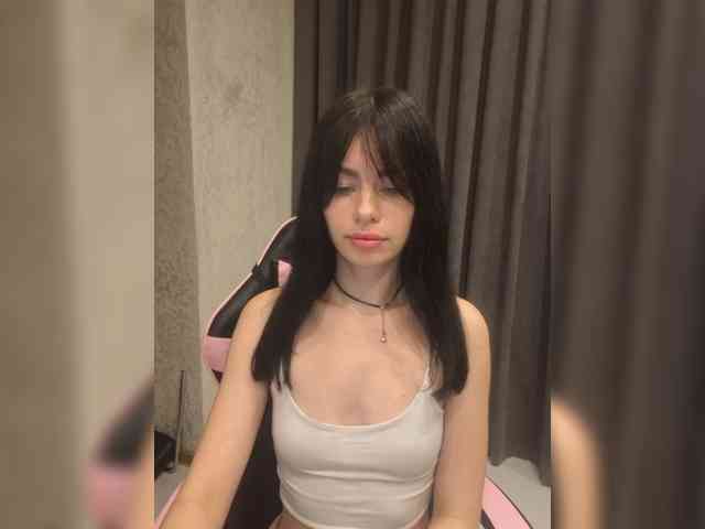 11Nyabinghi11 webcam