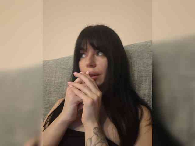 11Nyabinghi11 webcam
