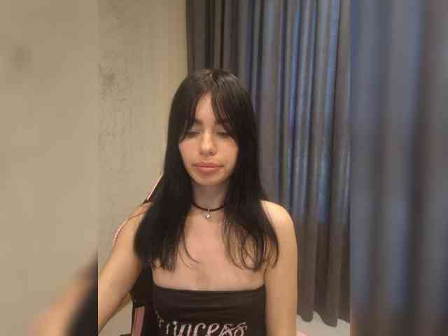 11Nyabinghi11 webcam