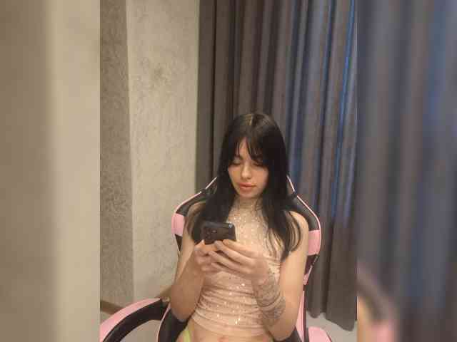 11Nyabinghi11 webcam
