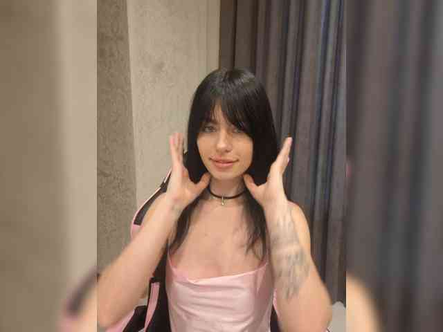 11Nyabinghi11 webcam