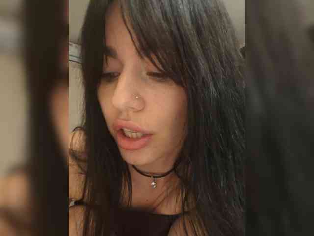 11Nyabinghi11 webcam