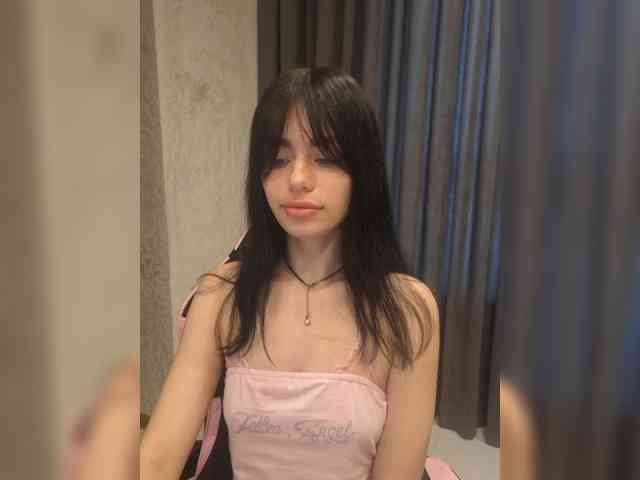 11Nyabinghi11 webcam