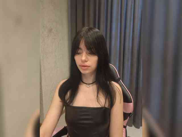 11Nyabinghi11 webcam
