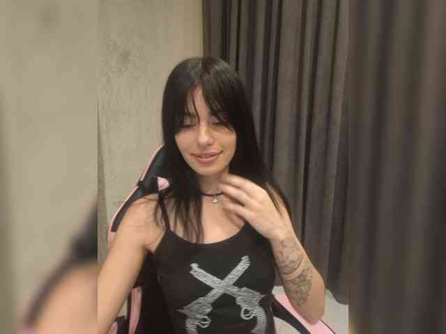11Nyabinghi11 webcam