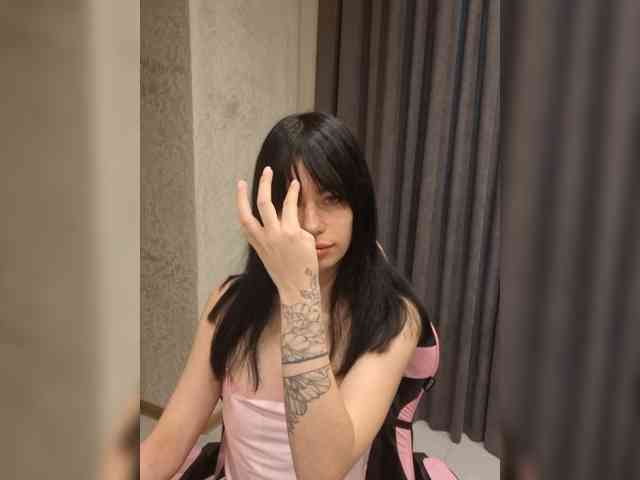 11Nyabinghi11 webcam