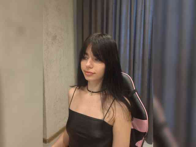 11Nyabinghi11 webcam