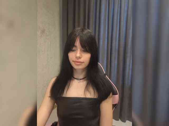 11Nyabinghi11 webcam