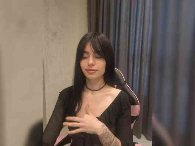 11Nyabinghi11 webcam