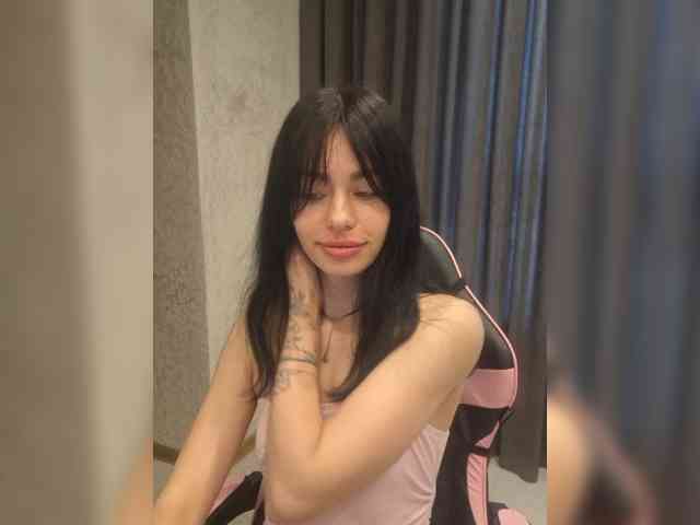 11Nyabinghi11 webcam