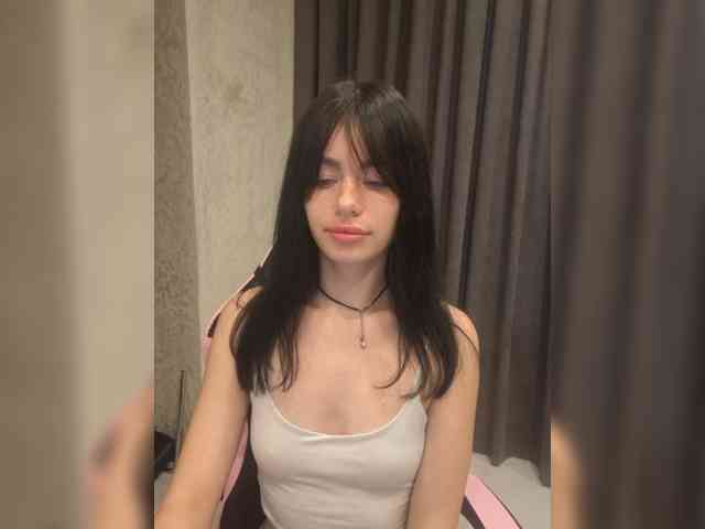 11Nyabinghi11 webcam
