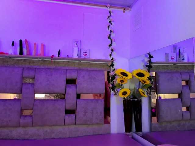 Natasha-Adams live cam on BongaCams