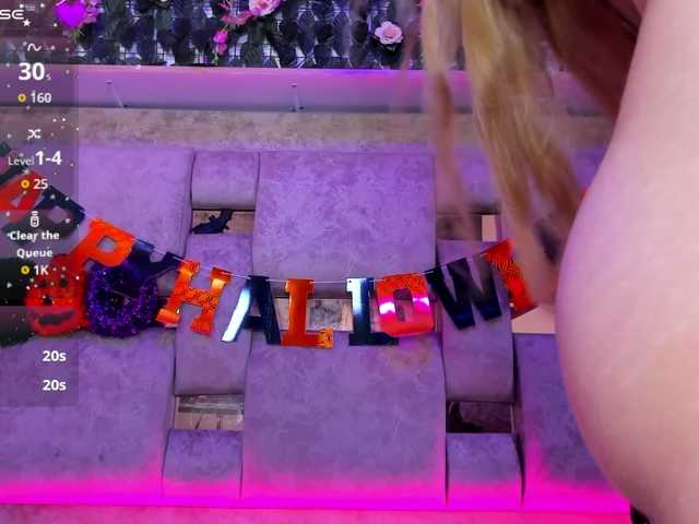 Natasha-Adams live cam on BongaCams