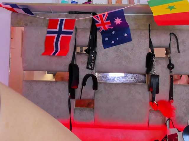 Natasha-Adams live cam on BongaCams