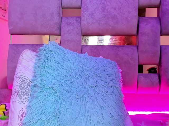 Natasha-Adams live cam on BongaCams