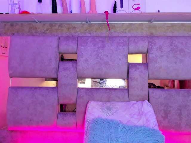 Natasha-Adams live cam on BongaCams