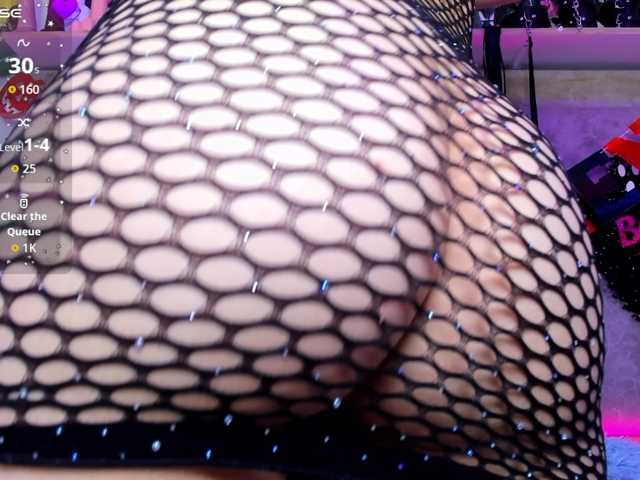 Natasha-Adams live cam on BongaCams