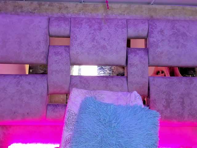 Natasha-Adams live cam on BongaCams