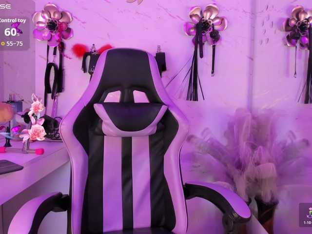 Natasha-Adams live cam on BongaCams