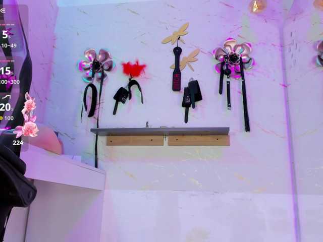 Natasha-Adams's BongaCams show and profile