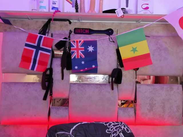 Natasha-Adams live cam on BongaCams