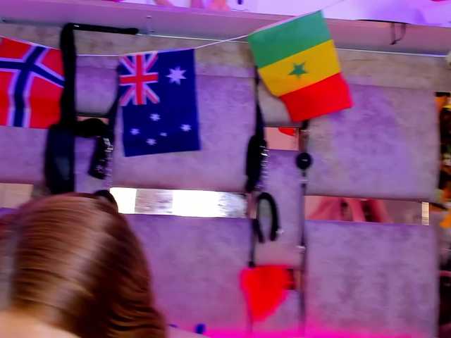 Natasha-Adams live cam on BongaCams