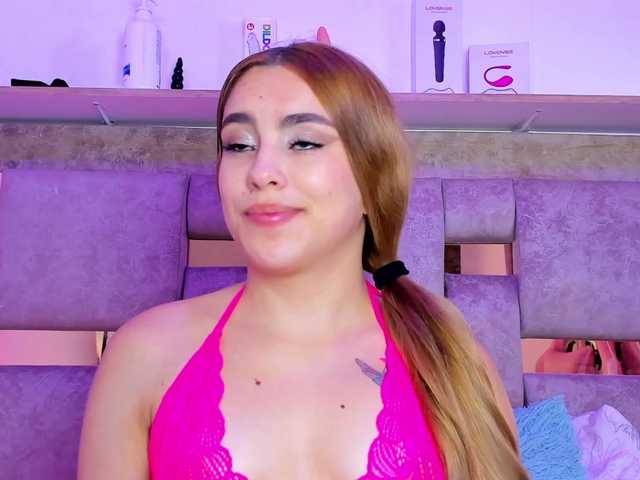 Natasha-Adams live cam on BongaCams