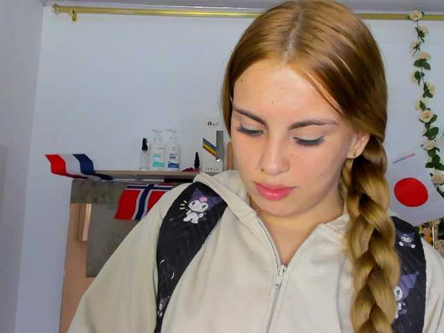 Natasha-Adams live cam on BongaCams