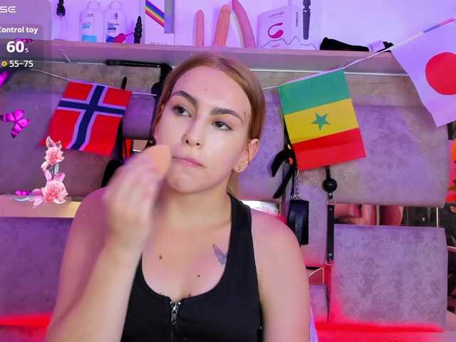 Natasha-Adams live cam on BongaCams