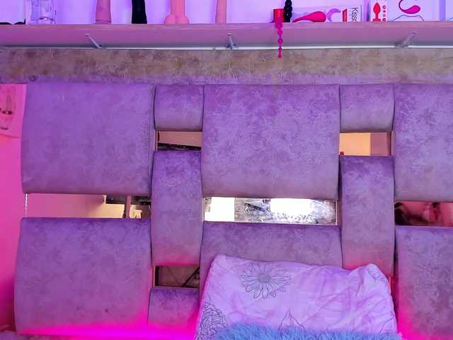 Natasha-Adams live cam on BongaCams