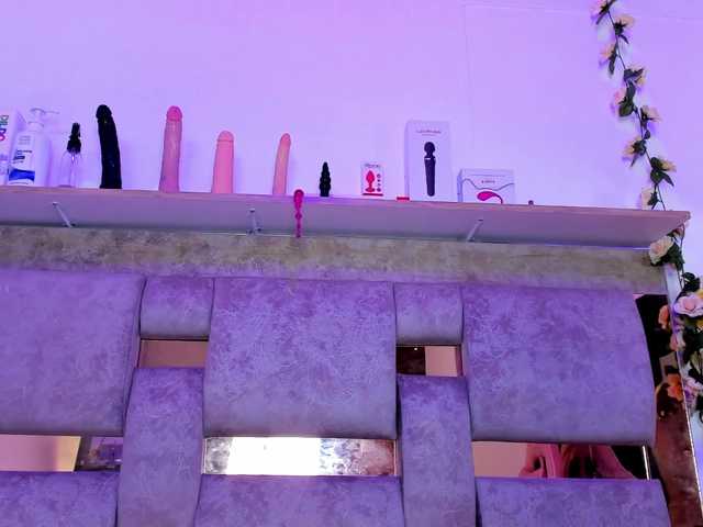 Natasha-Adams live cam on BongaCams