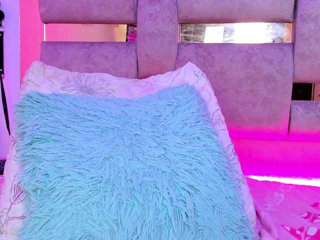 Natasha-Adams live cam on BongaCams