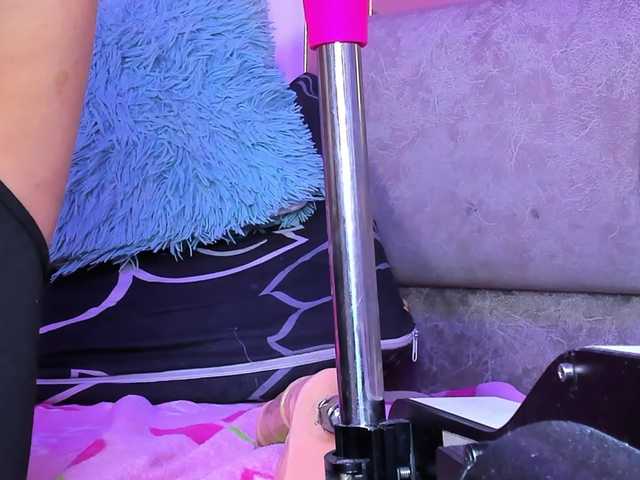 Natasha-Adams live cam on BongaCams