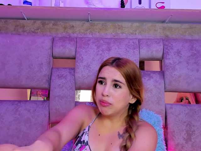 Natasha-Adams live cam on BongaCams