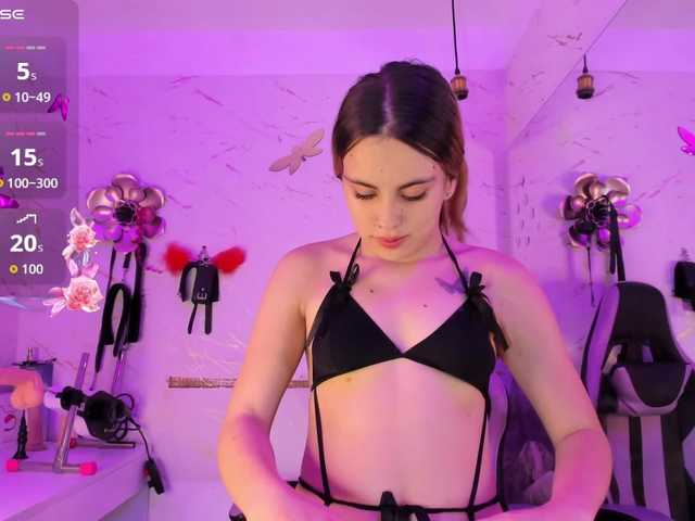 Natasha-Adams live cam on BongaCams