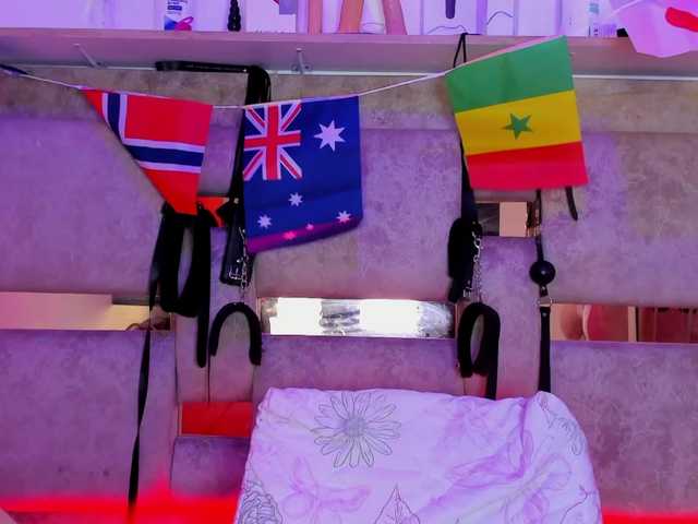 Natasha-Adams live cam on BongaCams