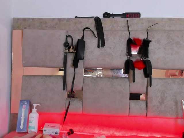 Natasha-Adams live cam on BongaCams