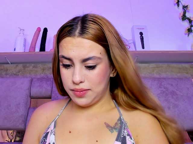 Natasha-Adams live cam on BongaCams