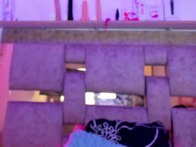 Natasha-Adams live cam on BongaCams