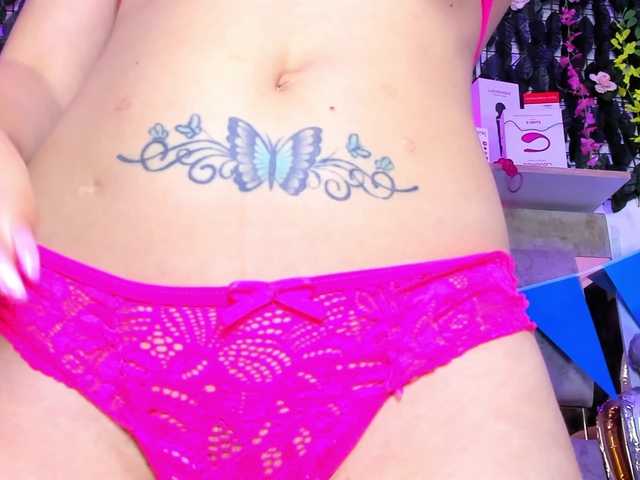 Natasha-Adams live cam on BongaCams