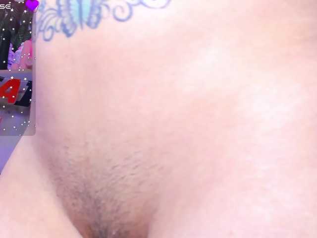 Natasha-Adams live cam on BongaCams