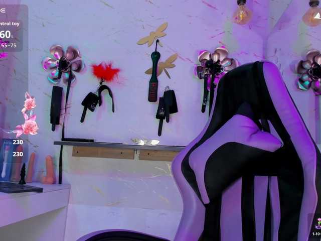 Natasha-Adams's BongaCams show and profile