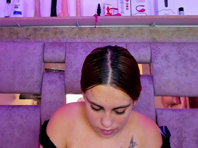 Natasha-Adams live cam on BongaCams