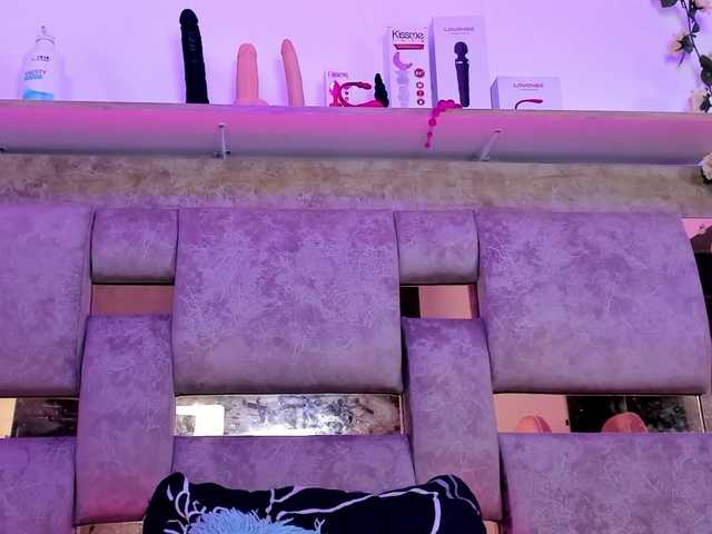 Natasha-Adams live cam on BongaCams