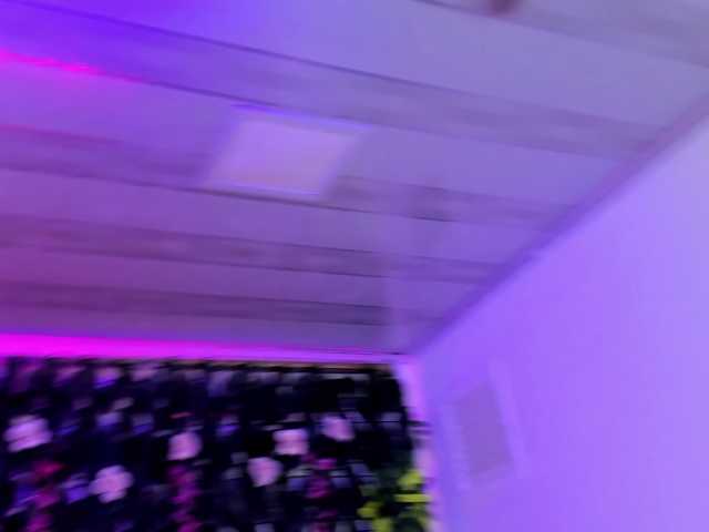 Natasha-Adams live cam on BongaCams