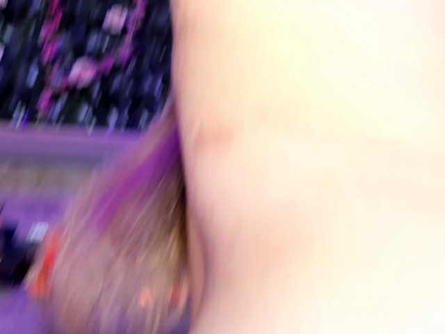 Natasha-Adams live cam on BongaCams